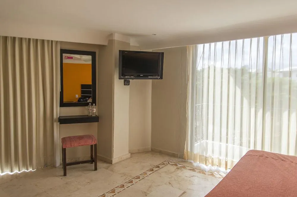 Caribbean Paradise Hotel & Spa - 5Th Avenue Playa del Carmen