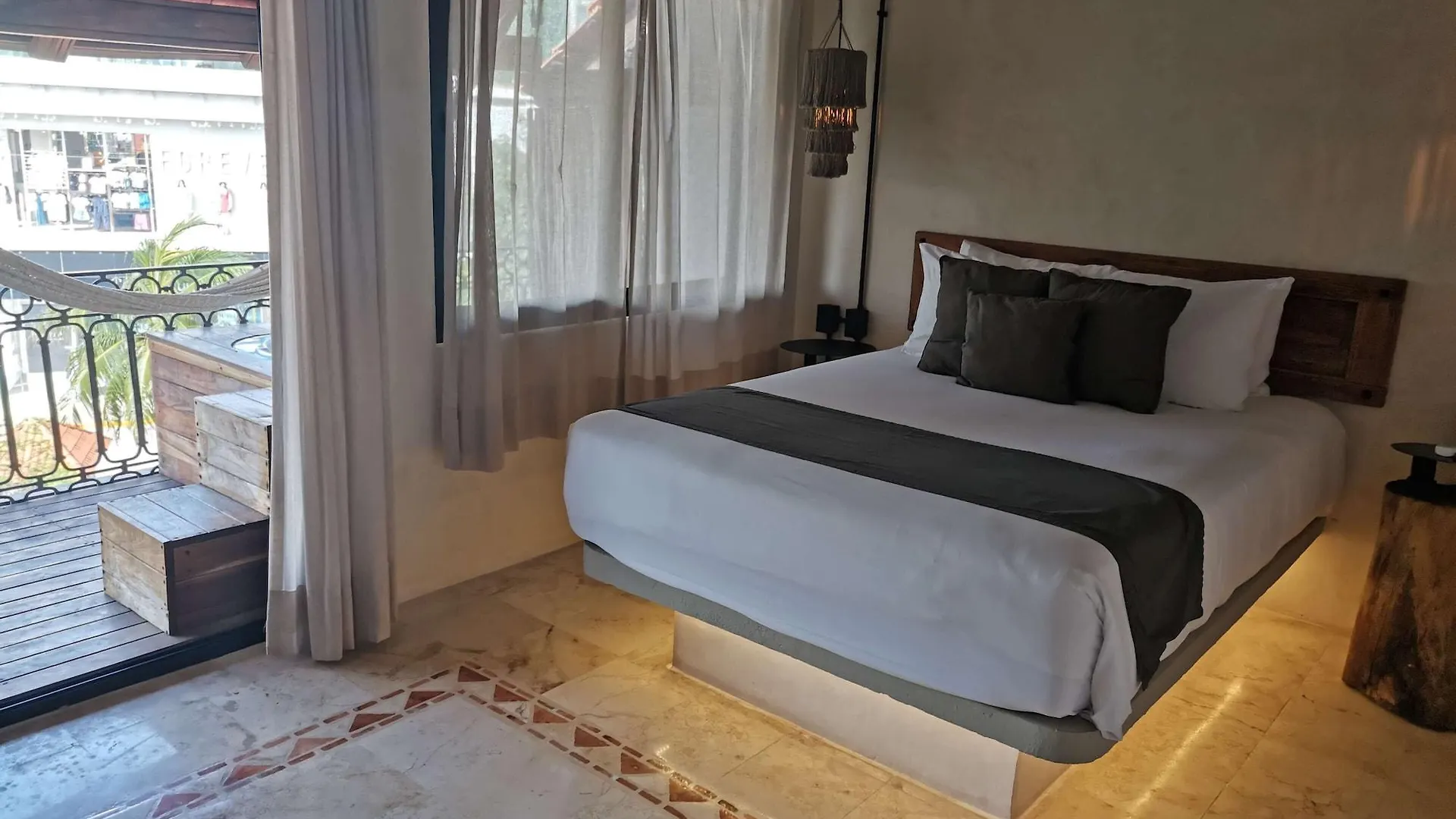 Caribbean Paradise Hotel & Spa - 5Th Avenue Playa del Carmen