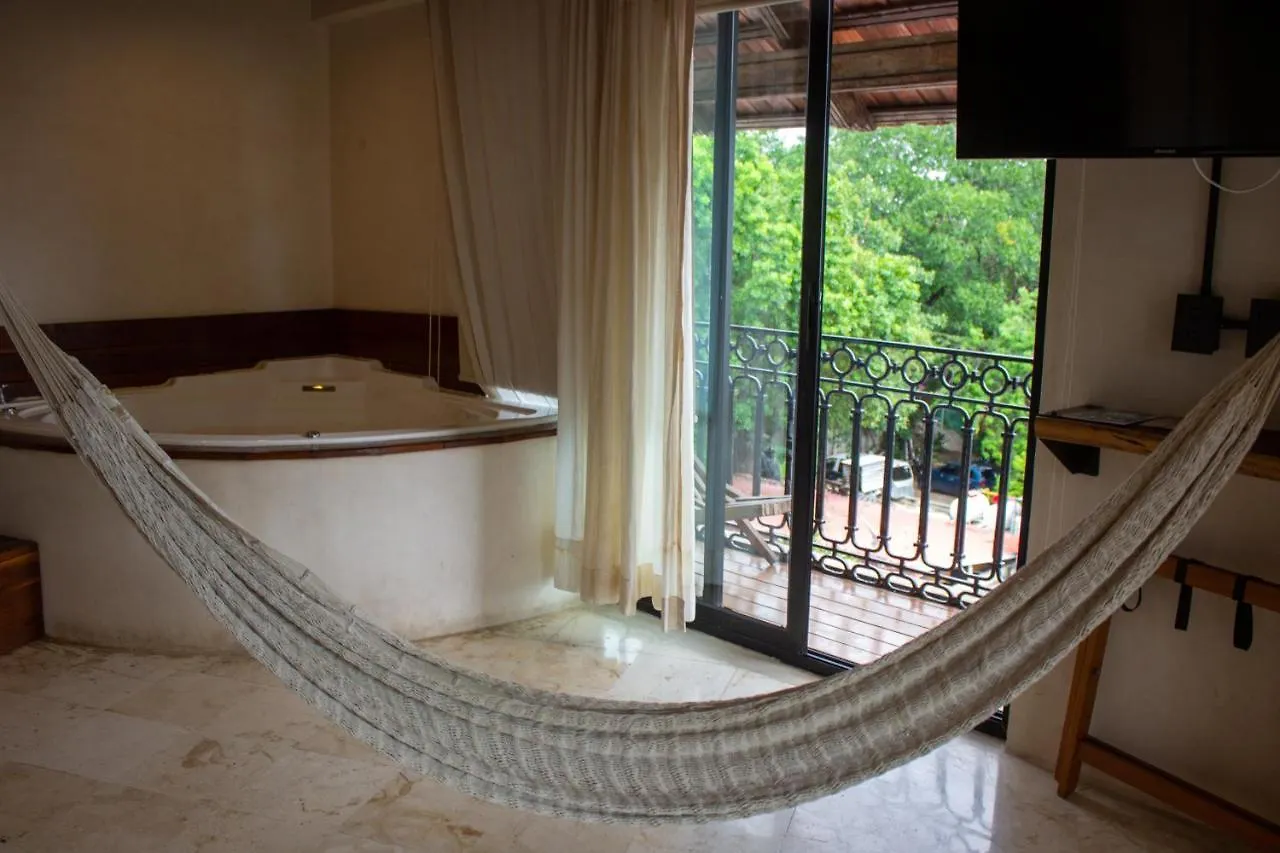 Caribbean Paradise Hotel & Spa - 5Th Avenue Playa del Carmen