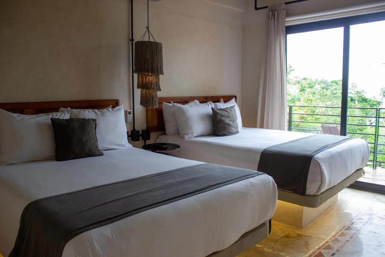 Caribbean Paradise Hotel & Spa - 5Th Avenue Playa del Carmen 4*,
