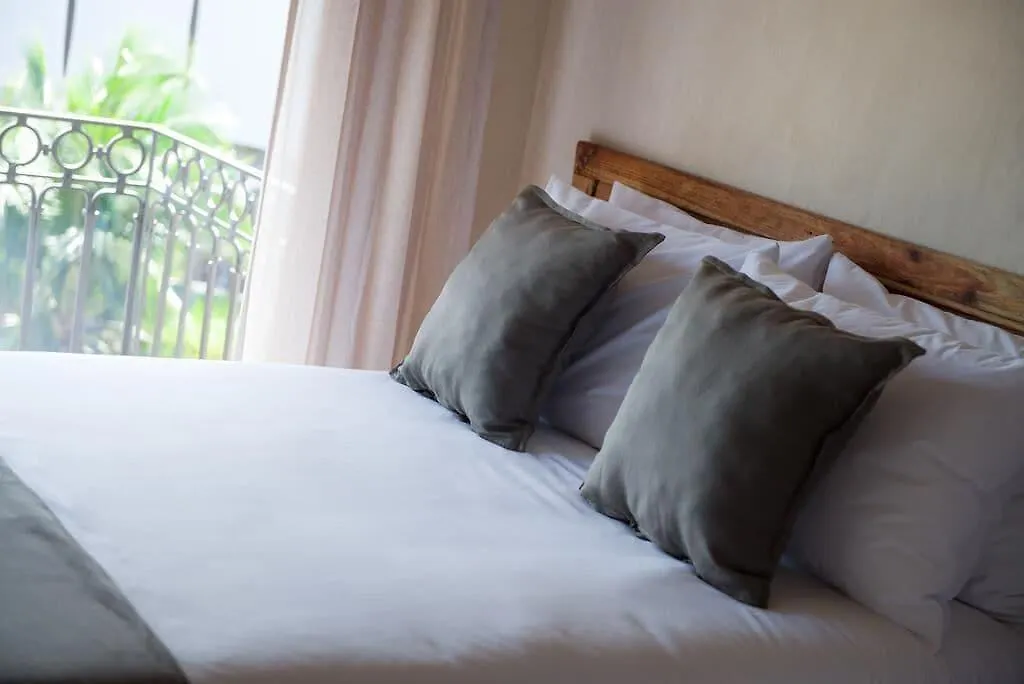 Caribbean Paradise Hotel & Spa - 5Th Avenue Playa del Carmen